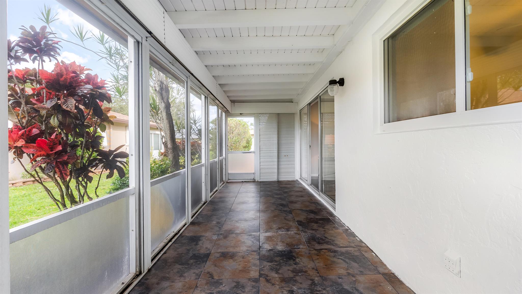 COUNTRY MANORS CONDO - Residential