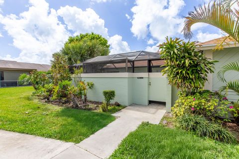 Photo of 112 Bent Arrow Drive #B, Jupiter, FL 33458 (MLS # B26001097)