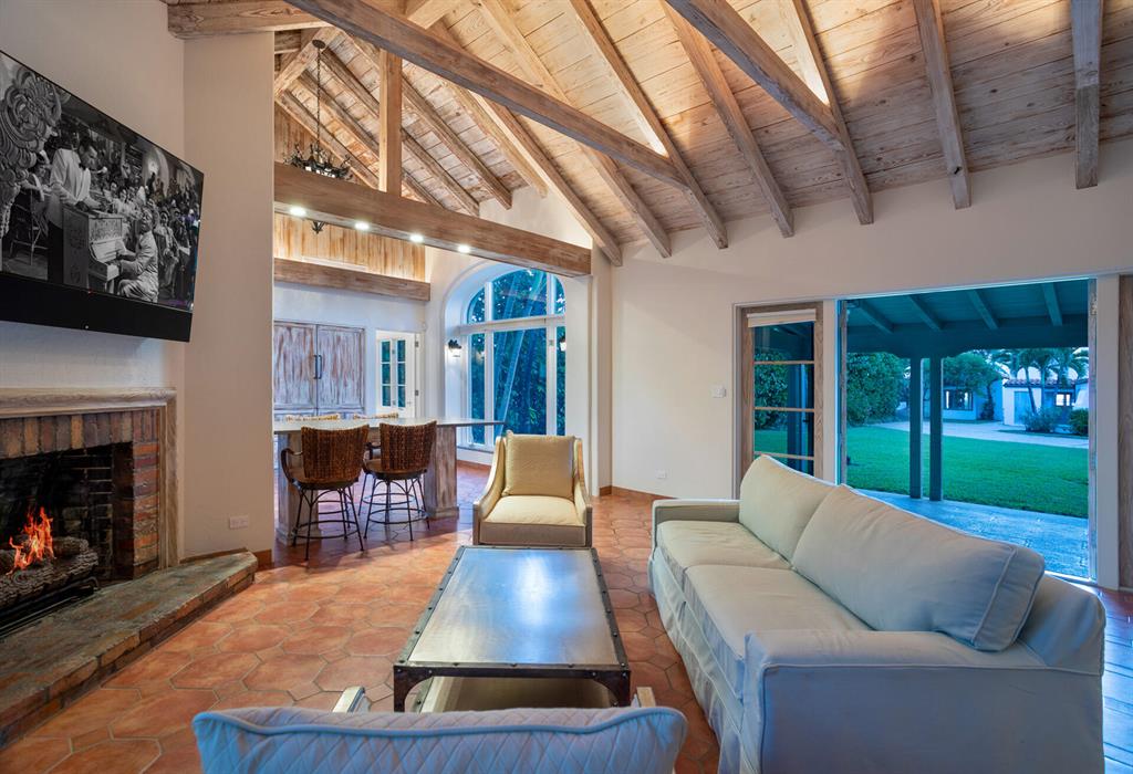 Acreage & Unrec - Residential