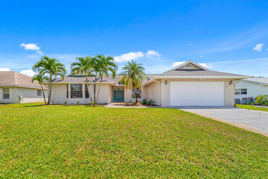 Photo of 1167 SW Ithaca Street, Port Saint Lucie, FL 34983 (MLS # R10826358)