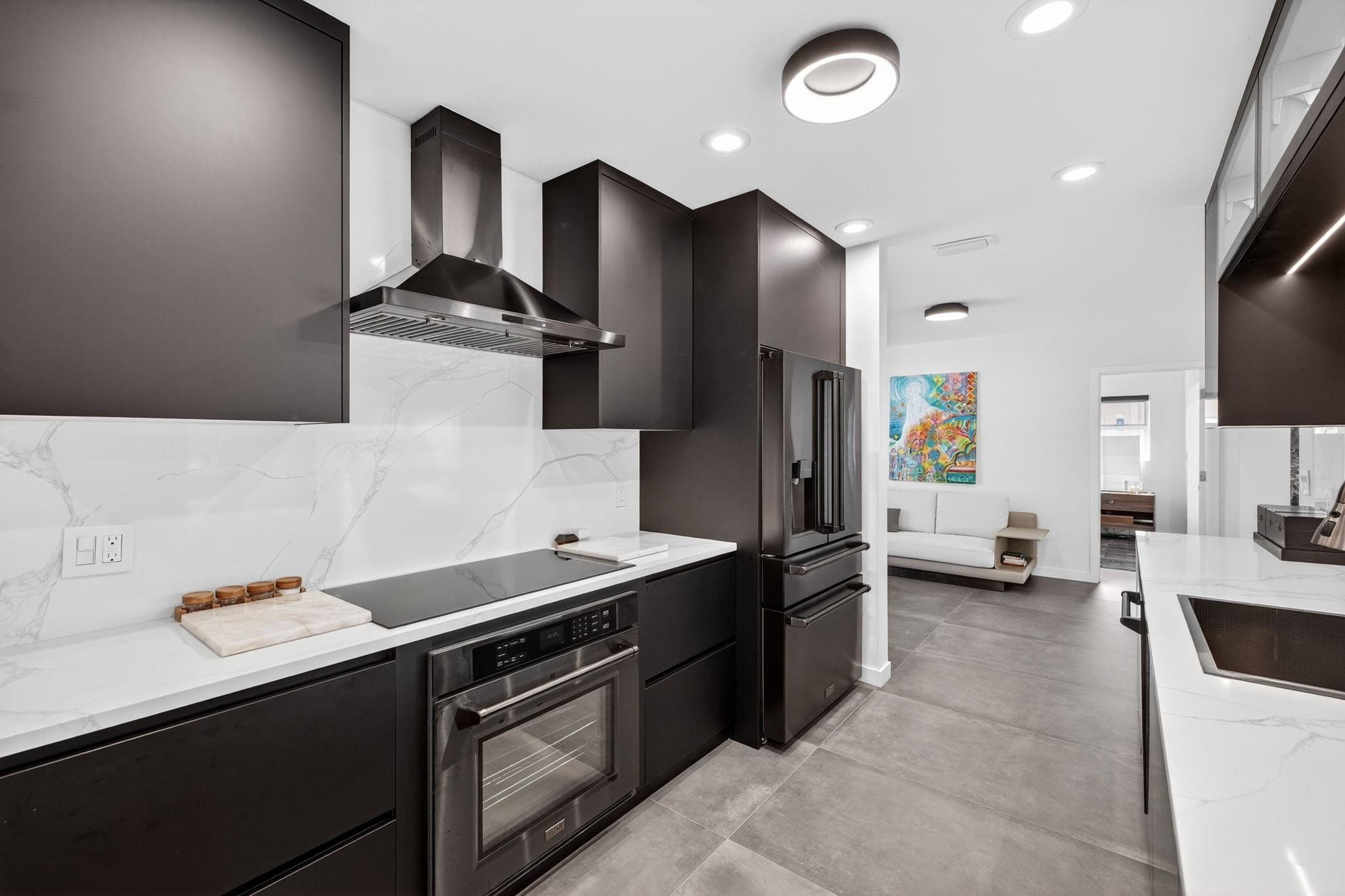 LAKE ESTATES ADD - Residential
