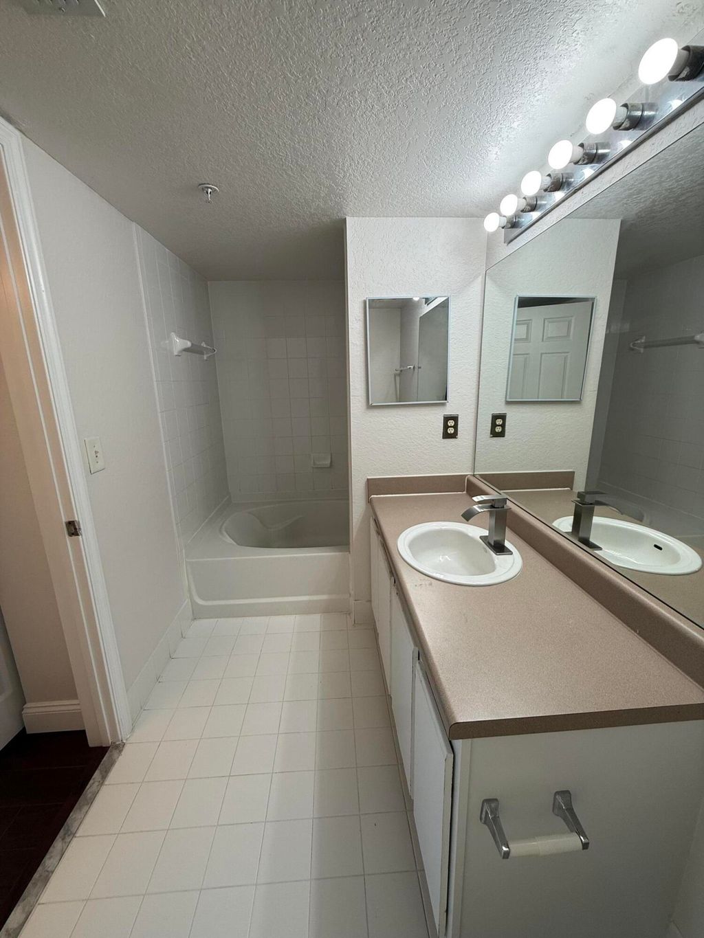 Photo of 171 SW Palm Drive #303, Port Saint Lucie, FL 34986 (MLS # B26010285)