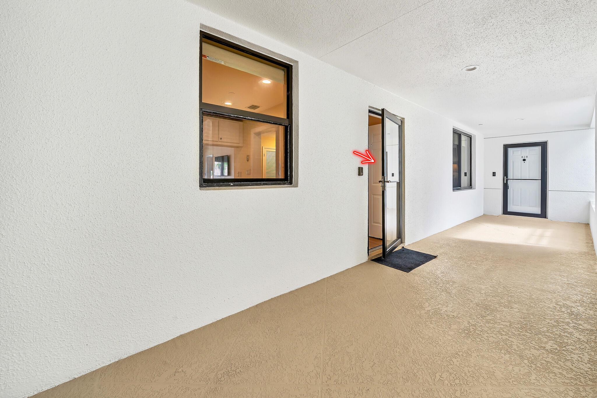 OAK HARBOUR CONDOS - Residential Lease