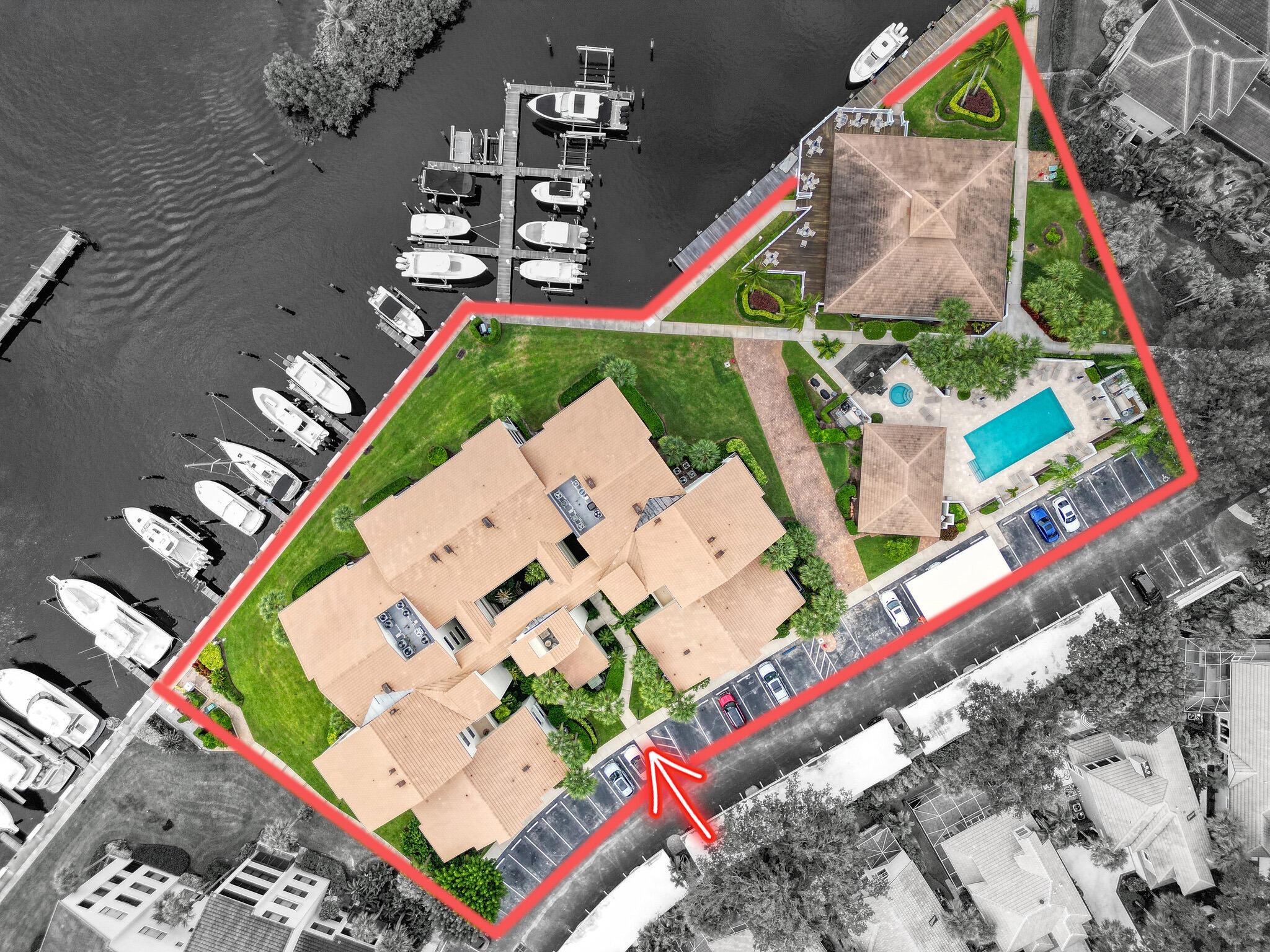 OAK HARBOUR CONDOS - Residential Lease