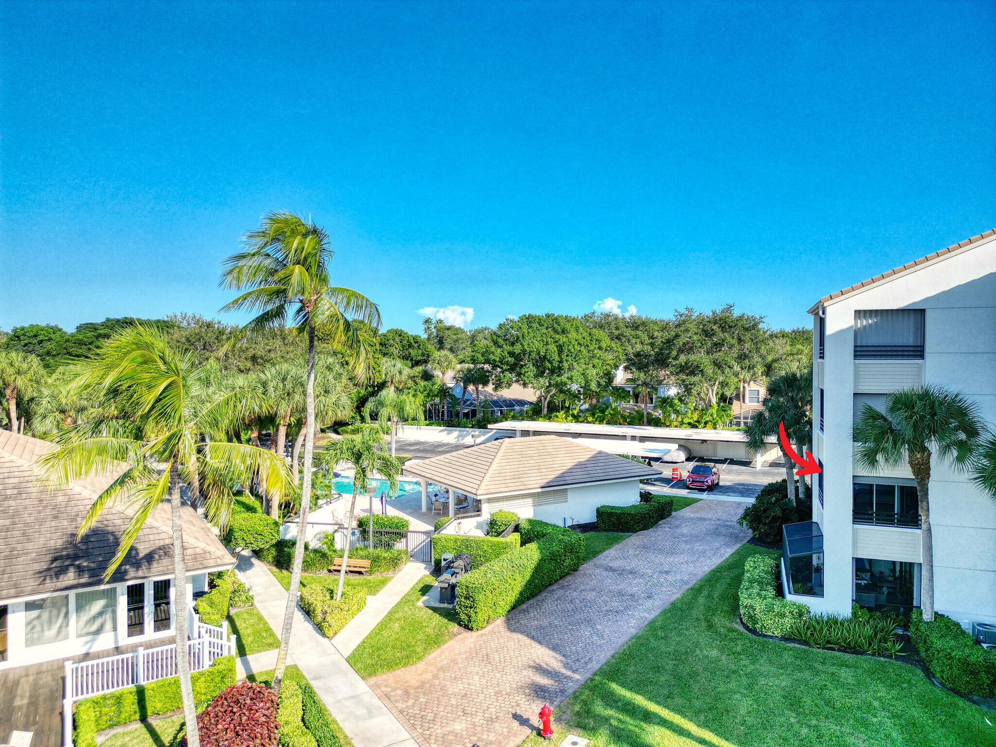 OAK HARBOUR CONDOS - Residential Lease