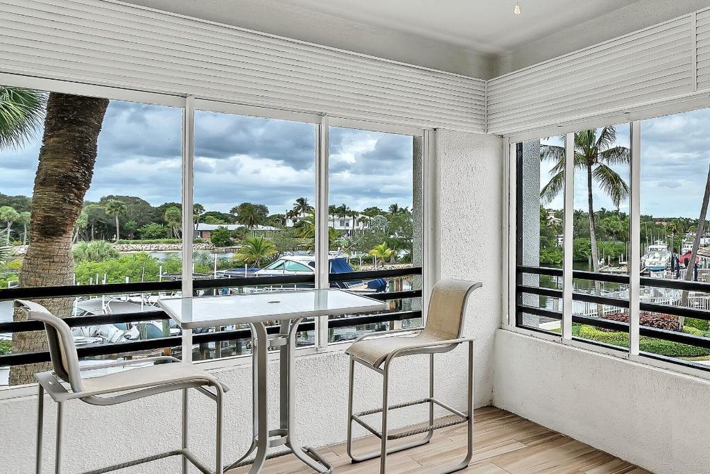 Photo of 827 Oak Harbour Drive, Juno Beach, FL 33408 (MLS # R11139497)