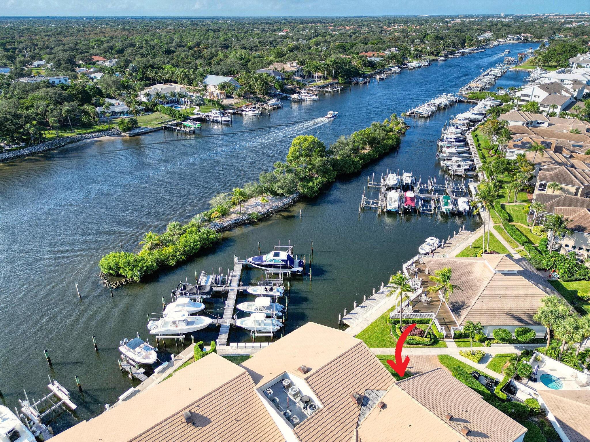 OAK HARBOUR CONDOS - Residential Lease