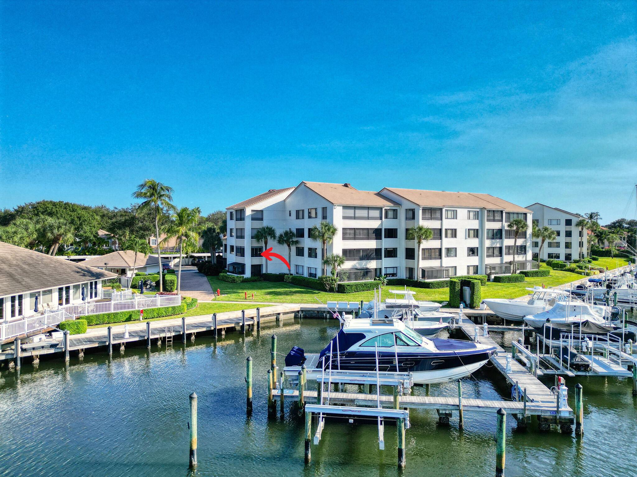 OAK HARBOUR CONDOS - Residential Lease