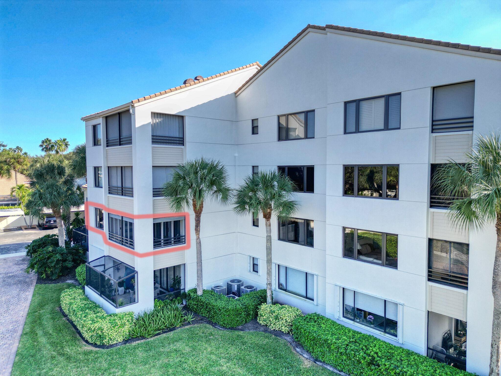 OAK HARBOUR CONDOS - Residential Lease