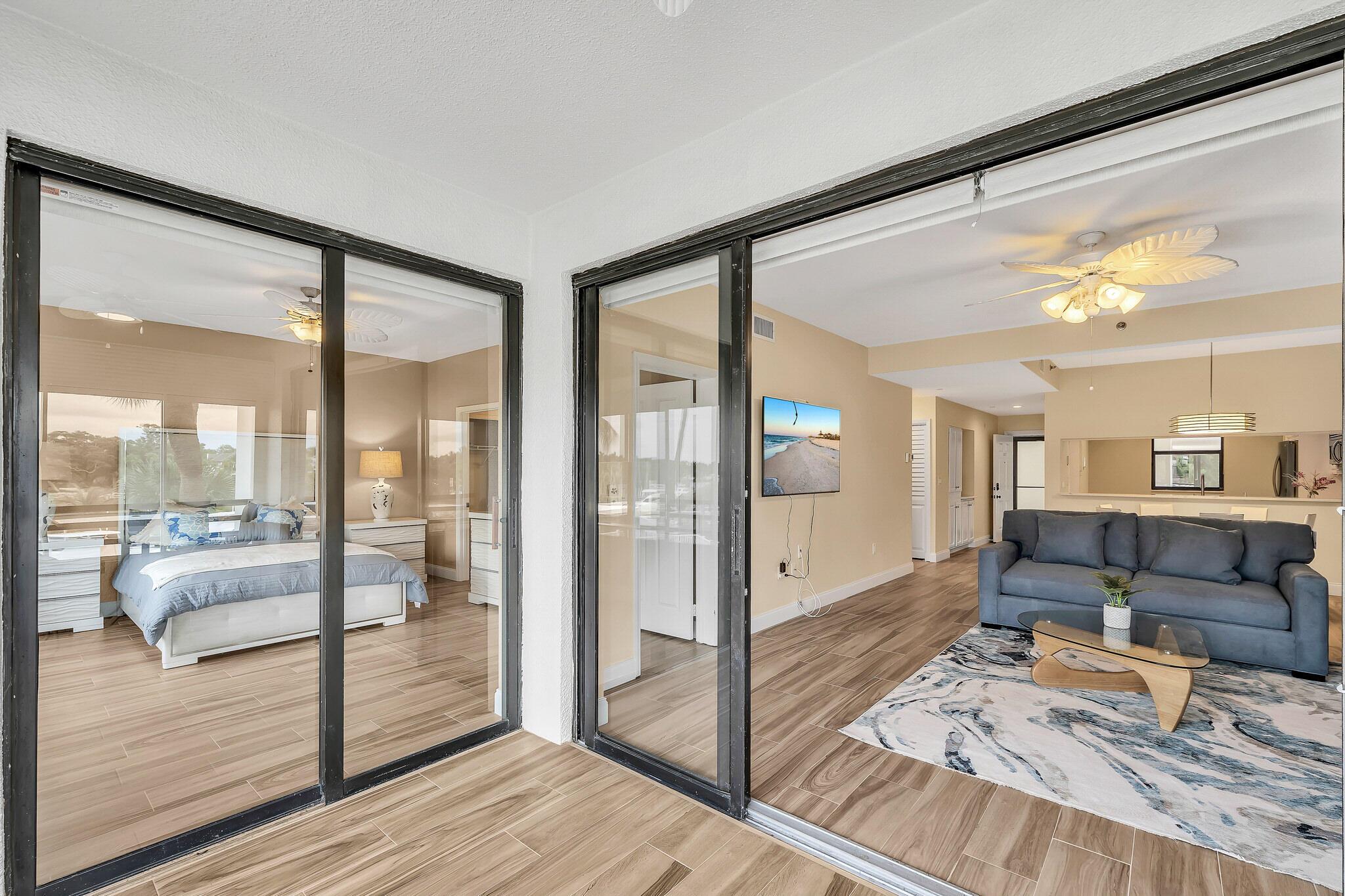 OAK HARBOUR CONDOS - Residential Lease