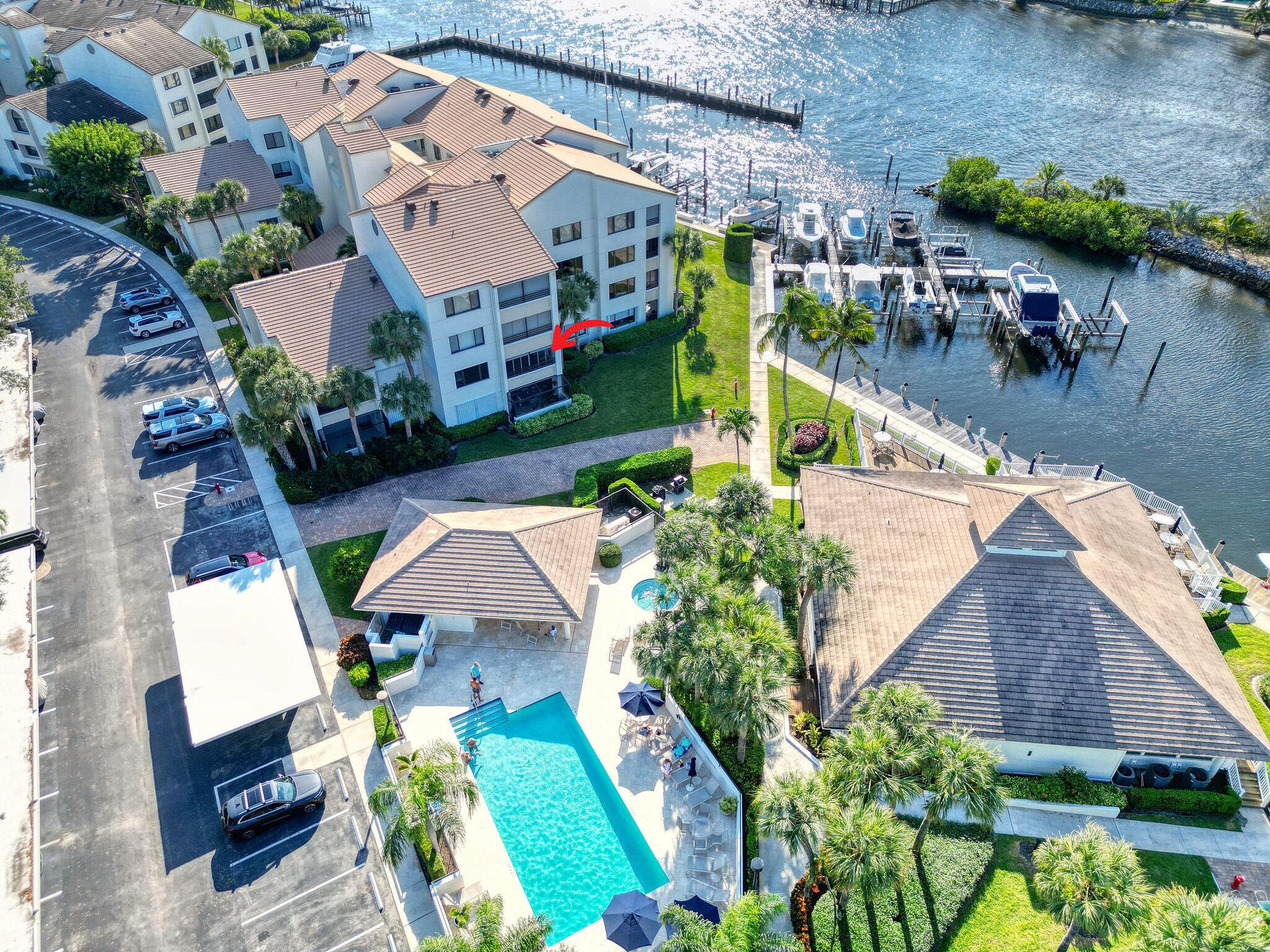 OAK HARBOUR CONDOS - Residential Lease