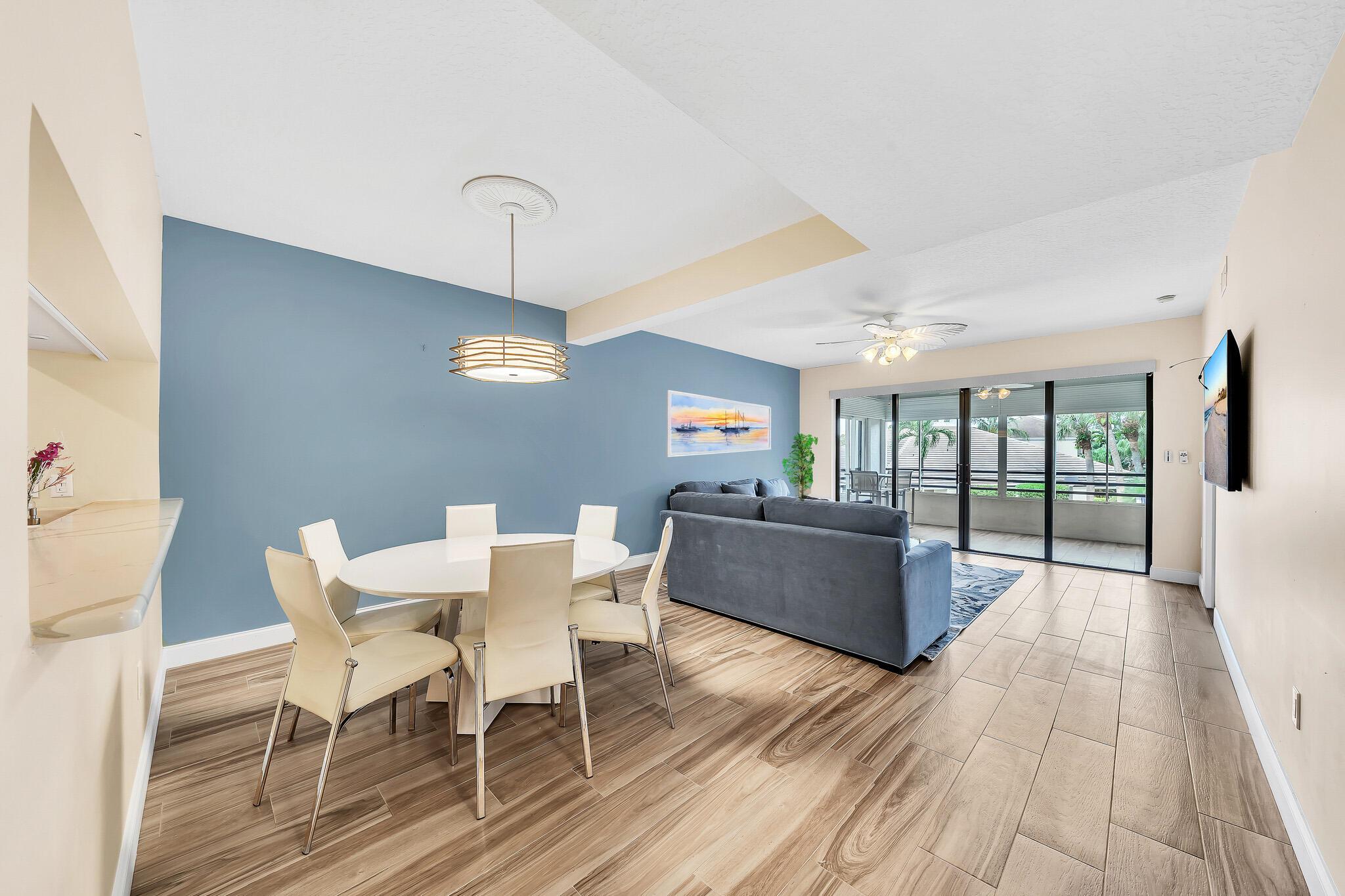 OAK HARBOUR CONDOS - Residential Lease