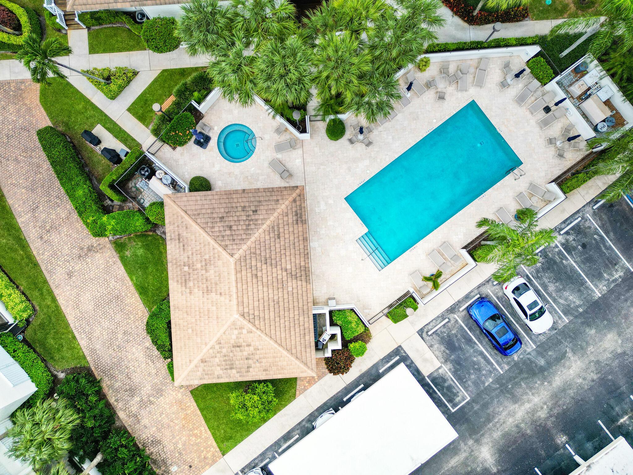 OAK HARBOUR CONDOS - Residential Lease