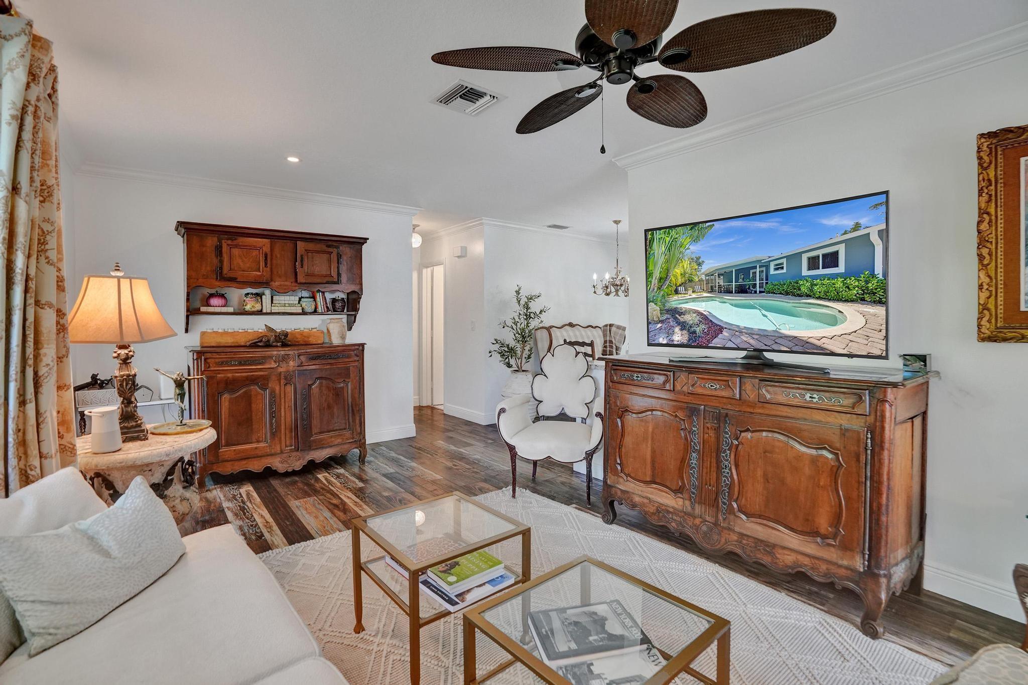 3294 NW 6th Ave