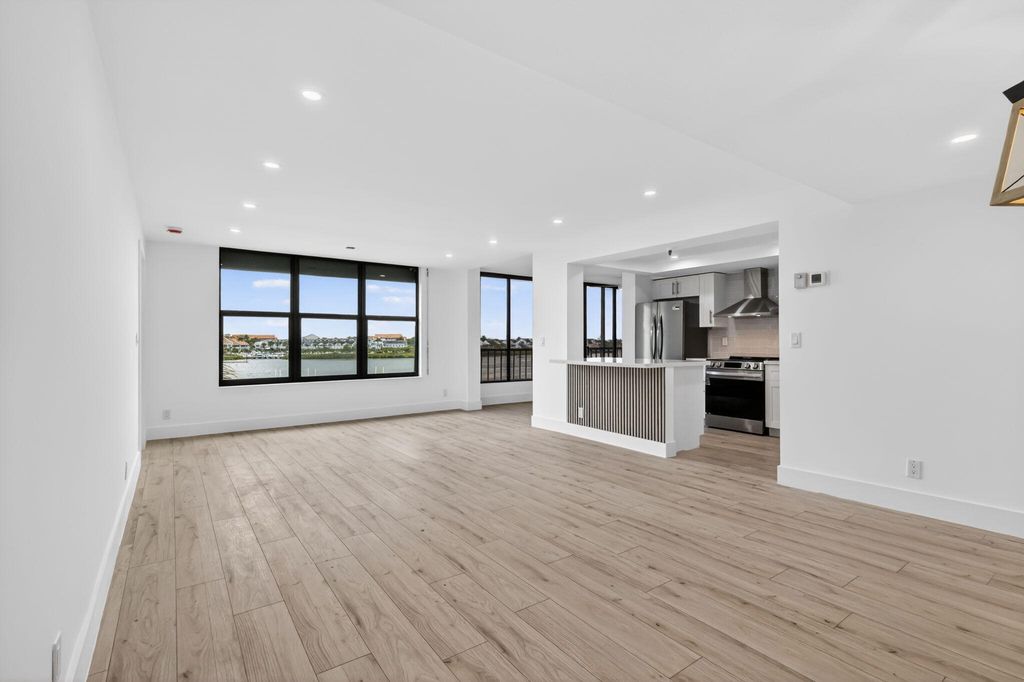 Photo of 1748 Jupiter Cove Drive, Jupiter, FL 33469 (MLS # B26022513)