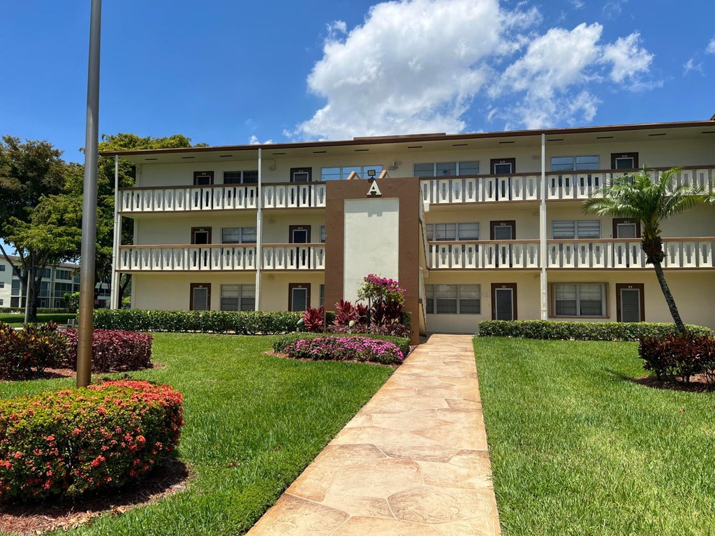 Photo of 36 Mansfield A, Boca Raton, FL 33434 (MLS # B26042719)