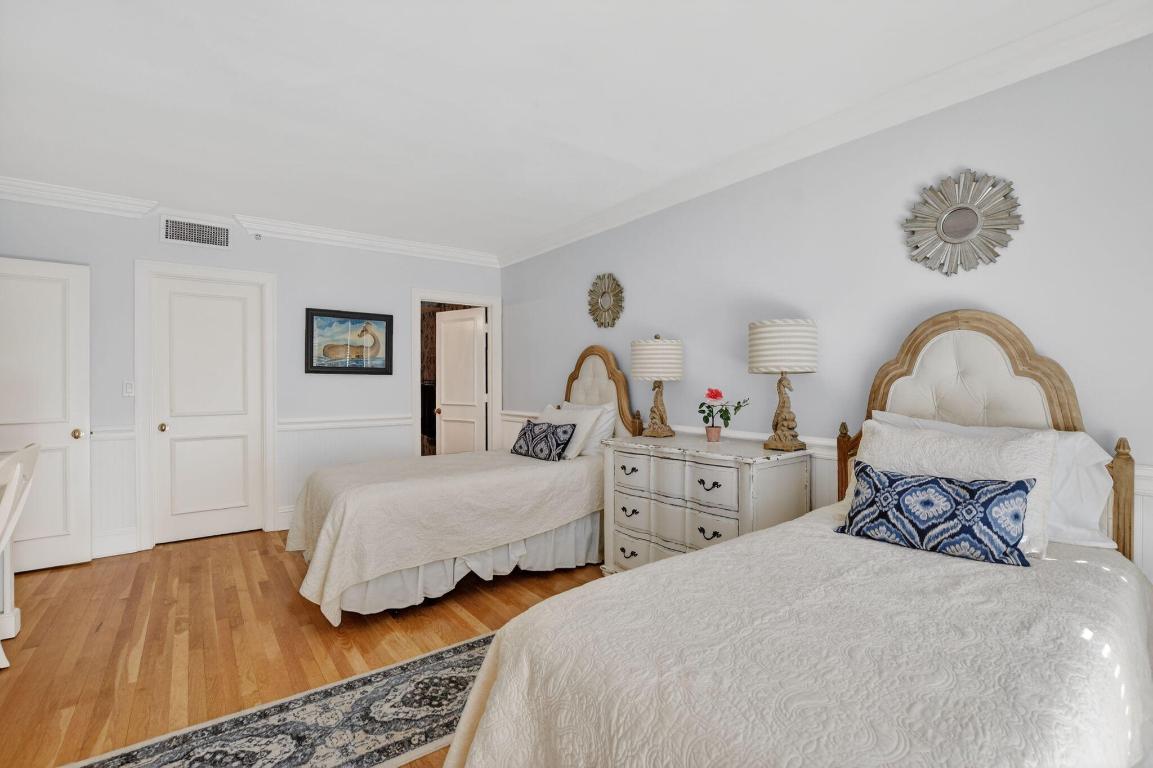 TRAFALGAR OF HIGHLAND BEACH CONDO - Residential