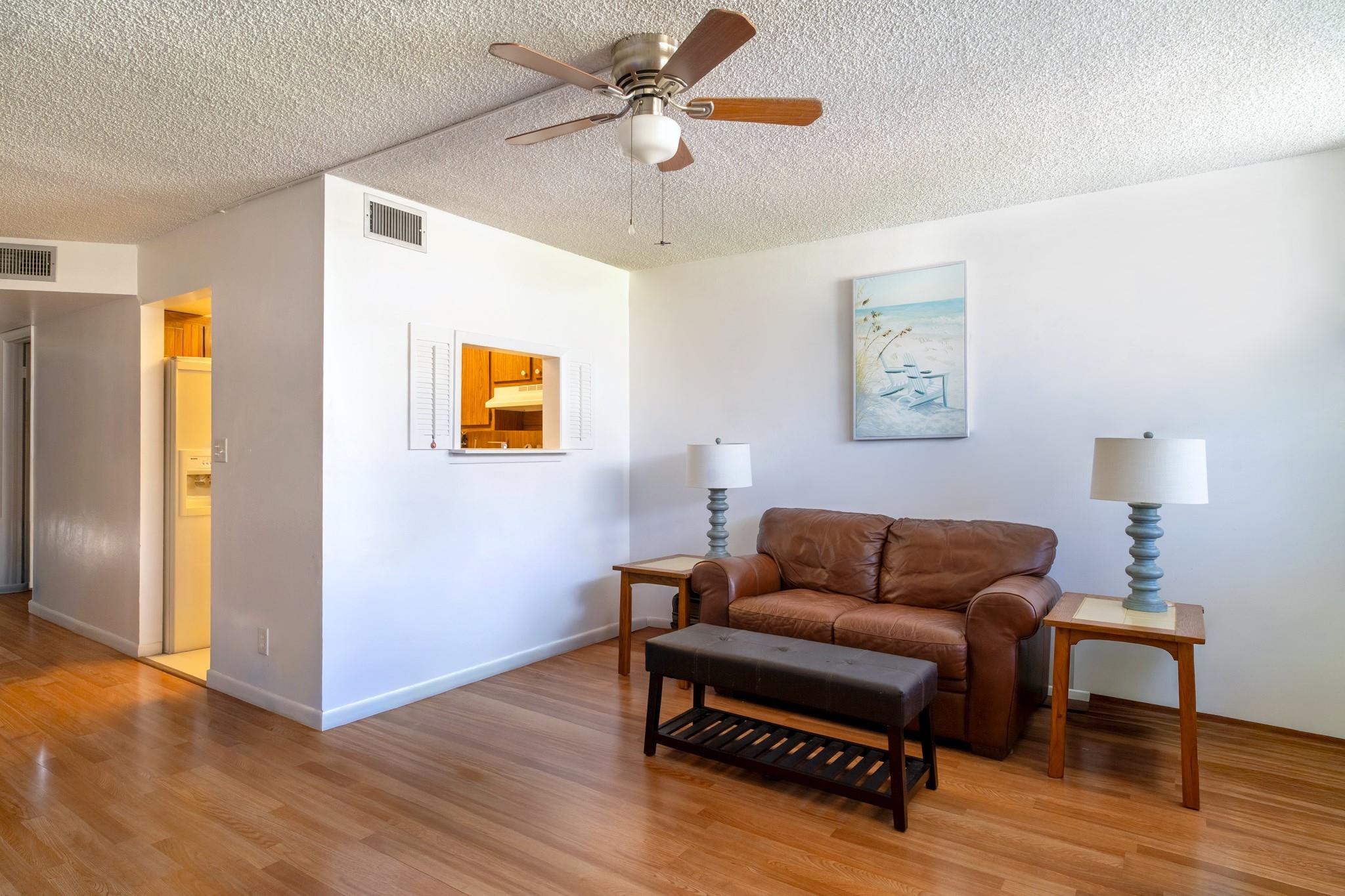 9061 Sunrise Lakes Blvd 109