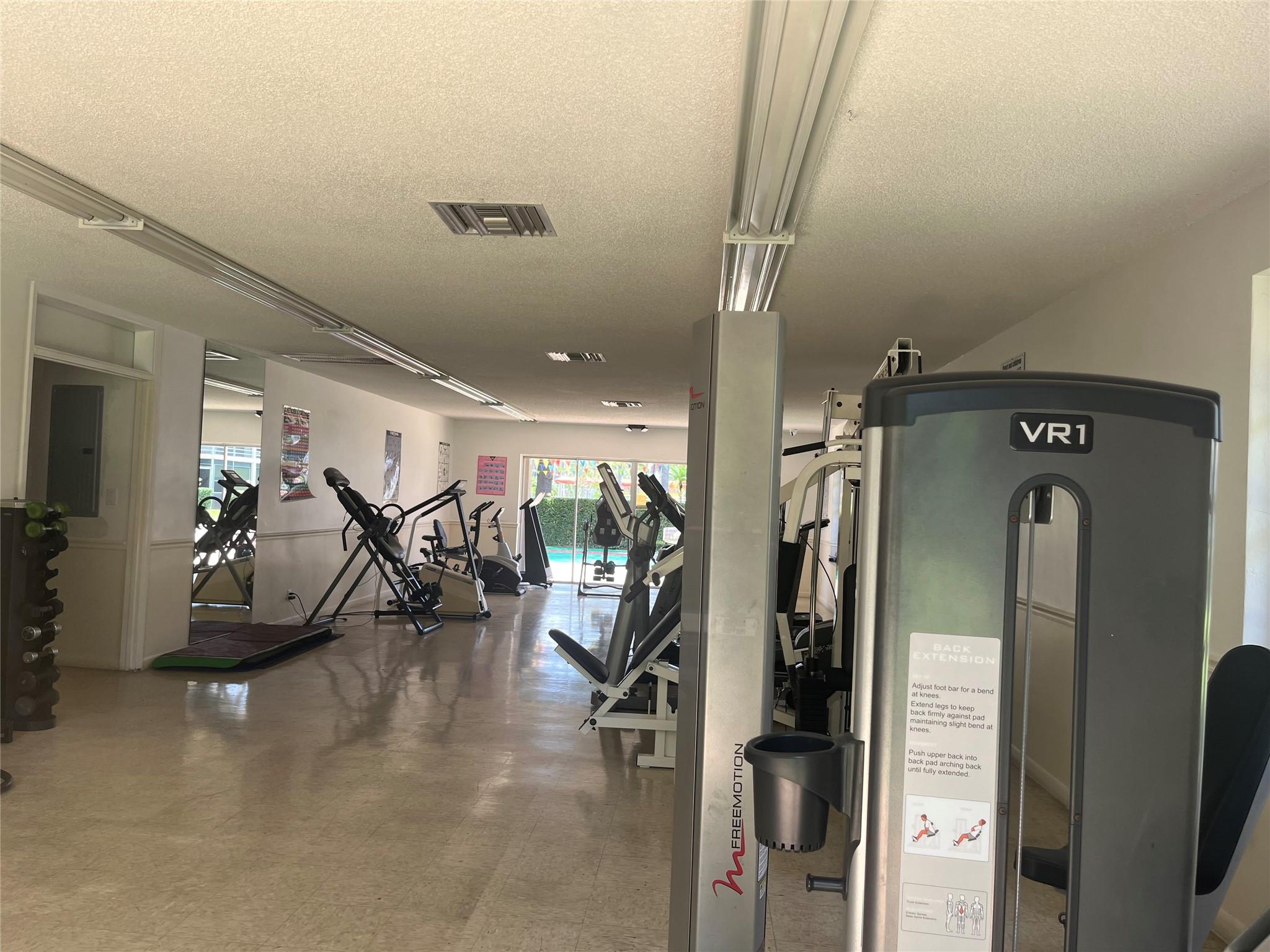 Lighthouse Point Plaza Co - Residential Lease