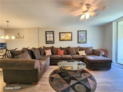 Lighthouse Point Plaza Co - Residential Lease