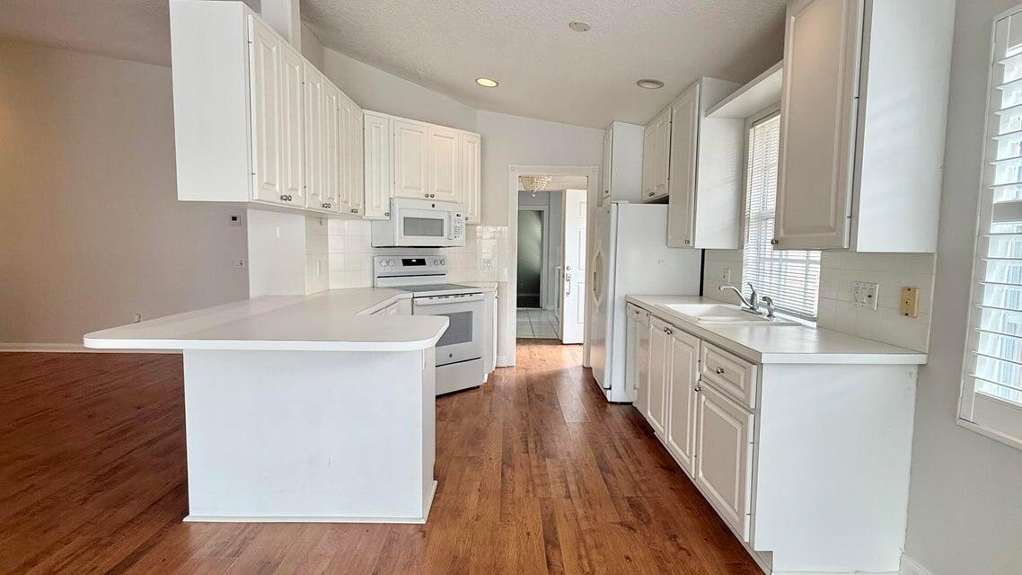View photos, virtual tours, details... 2243 Blue Springs Road
