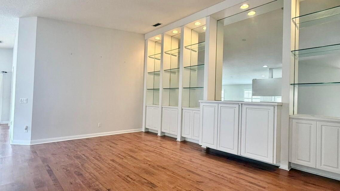 View photos, virtual tours, details... 2243 Blue Springs Road
