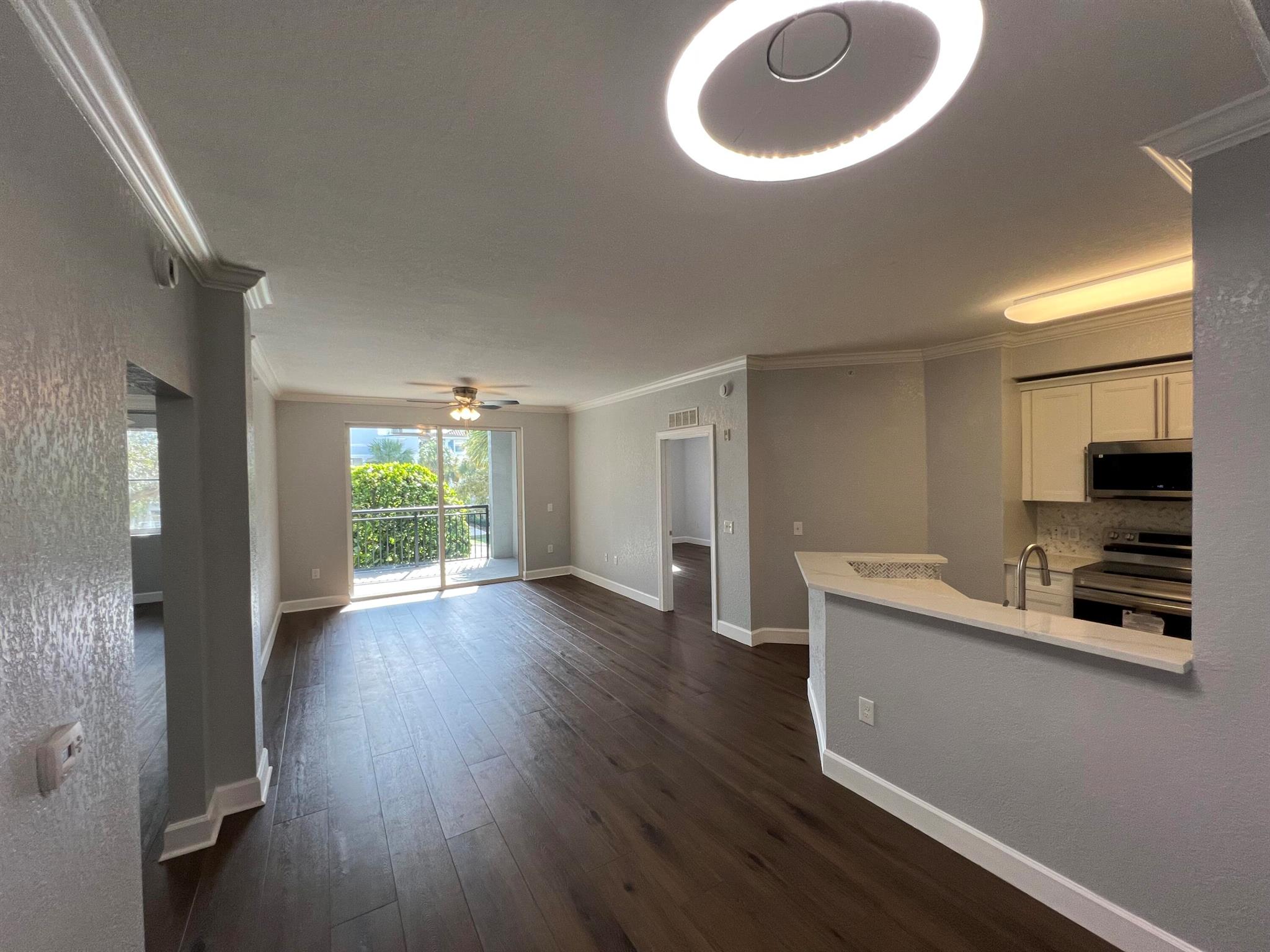 VIZCAYA LAKES CONDO - Residential