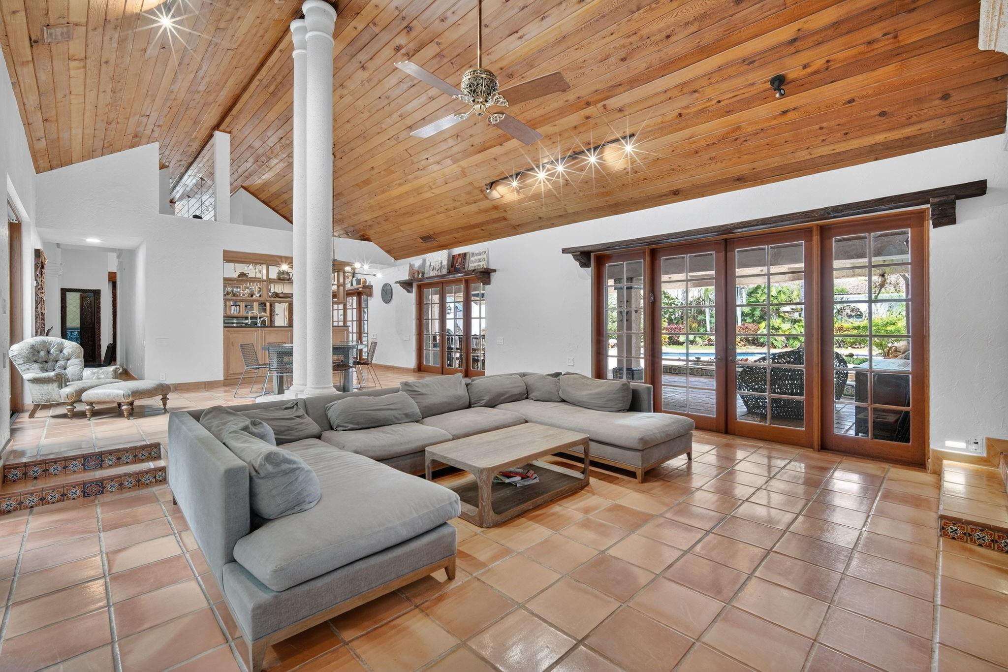 OAK POINT - Residential