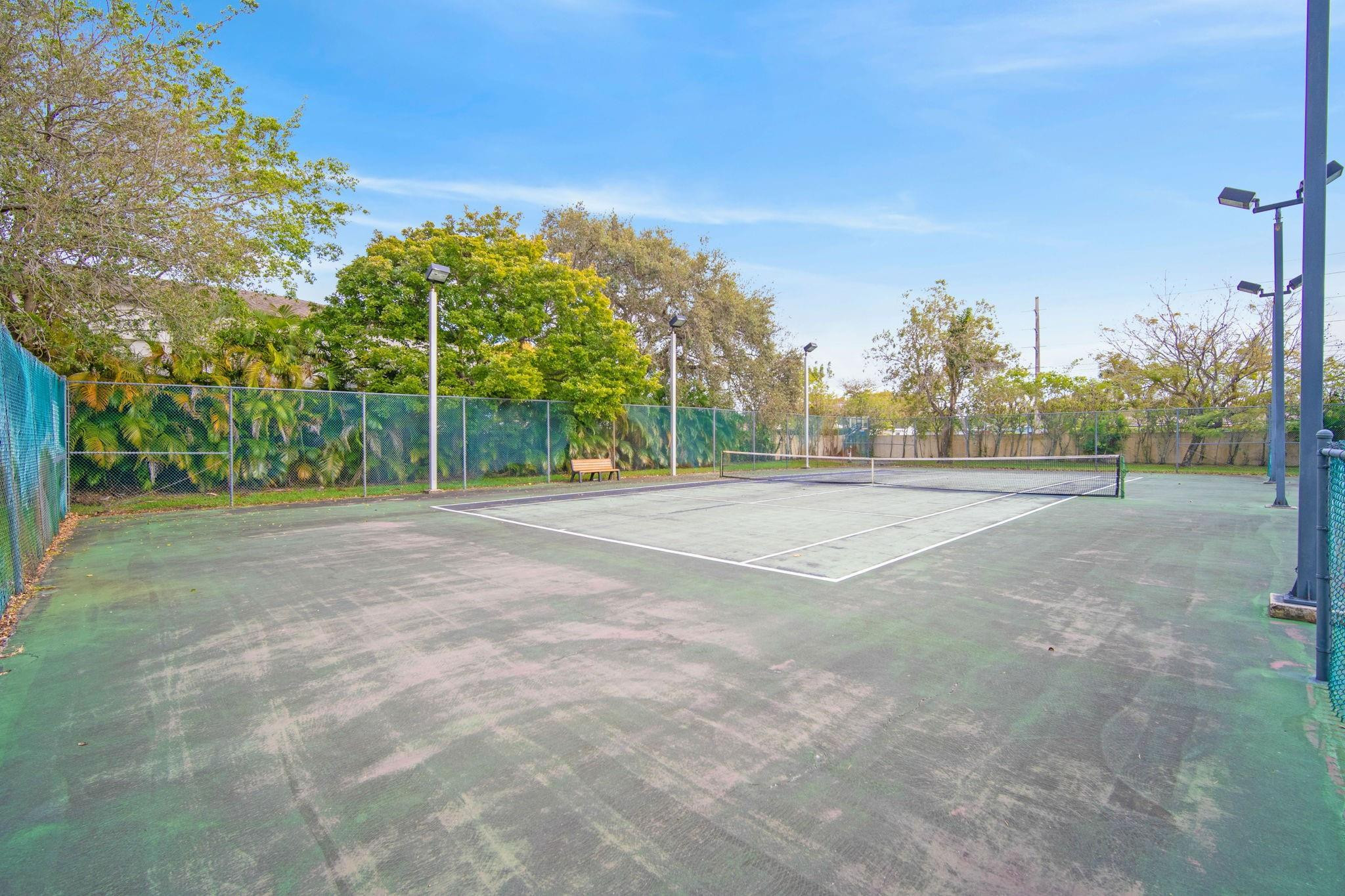 OAK POINT - Residential