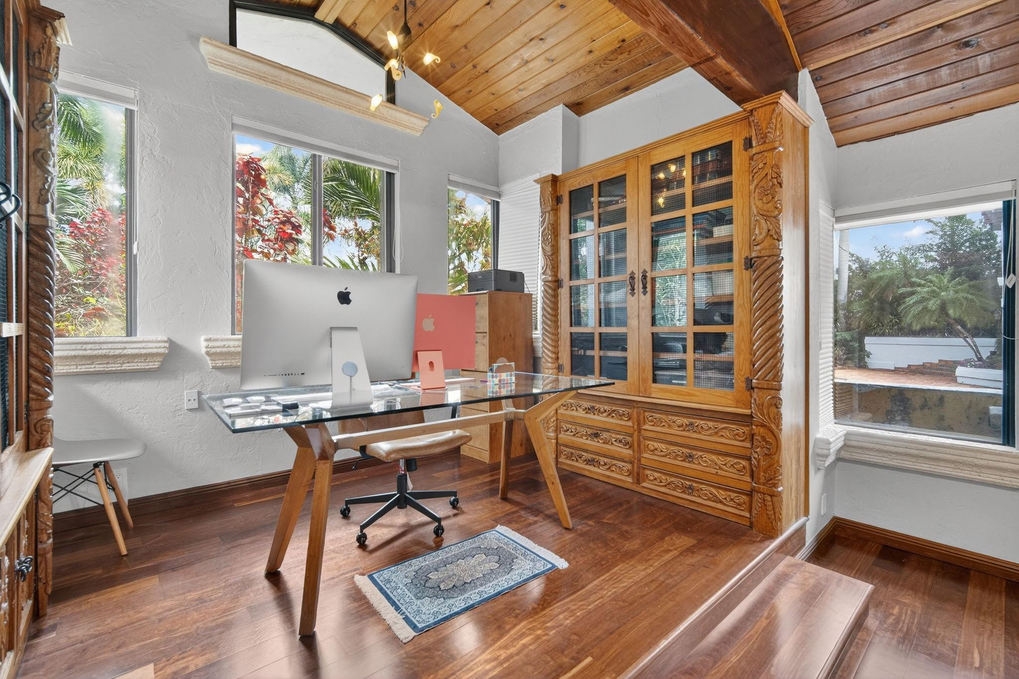 OAK POINT - Residential