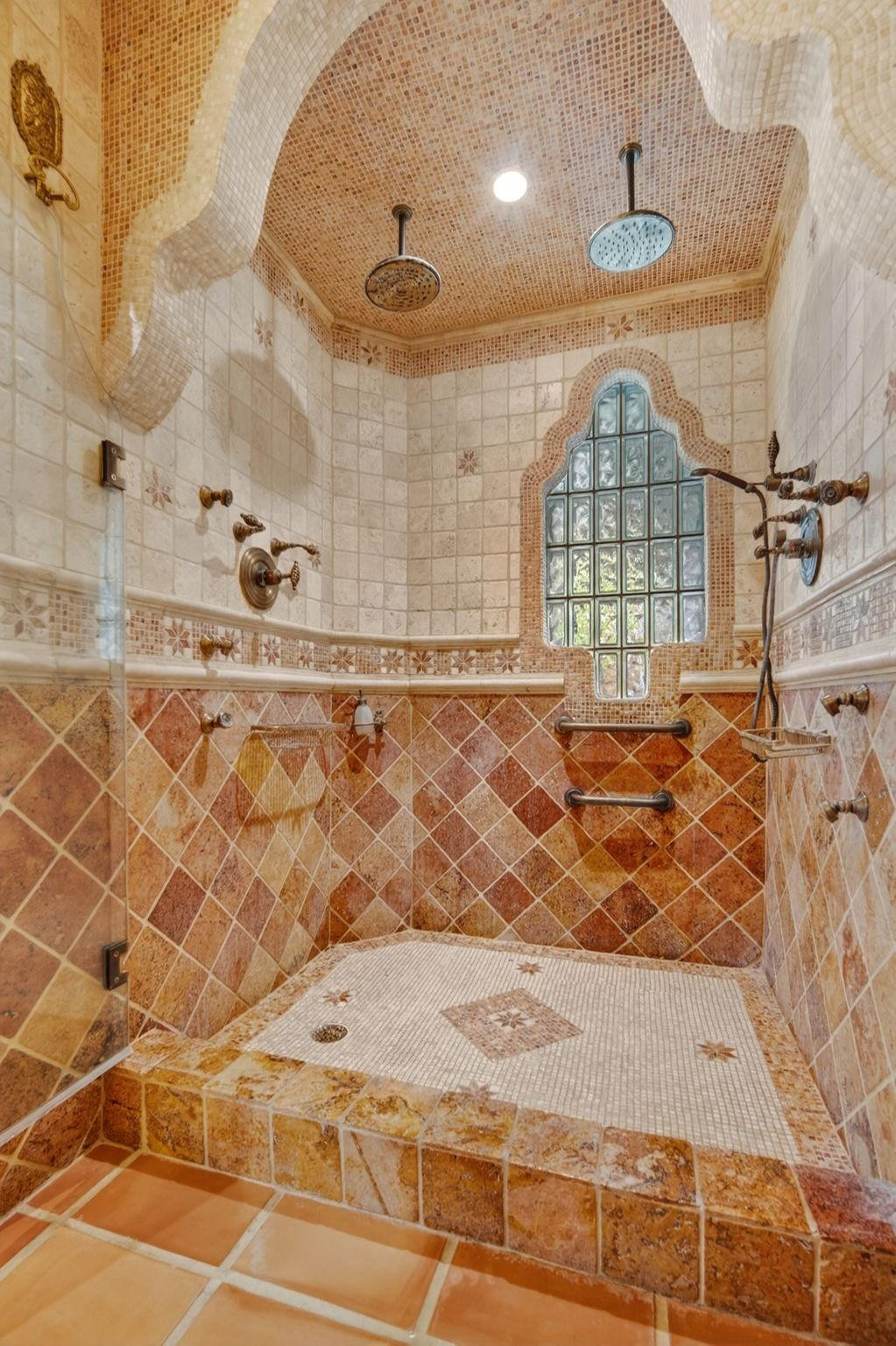 OAK POINT - Residential