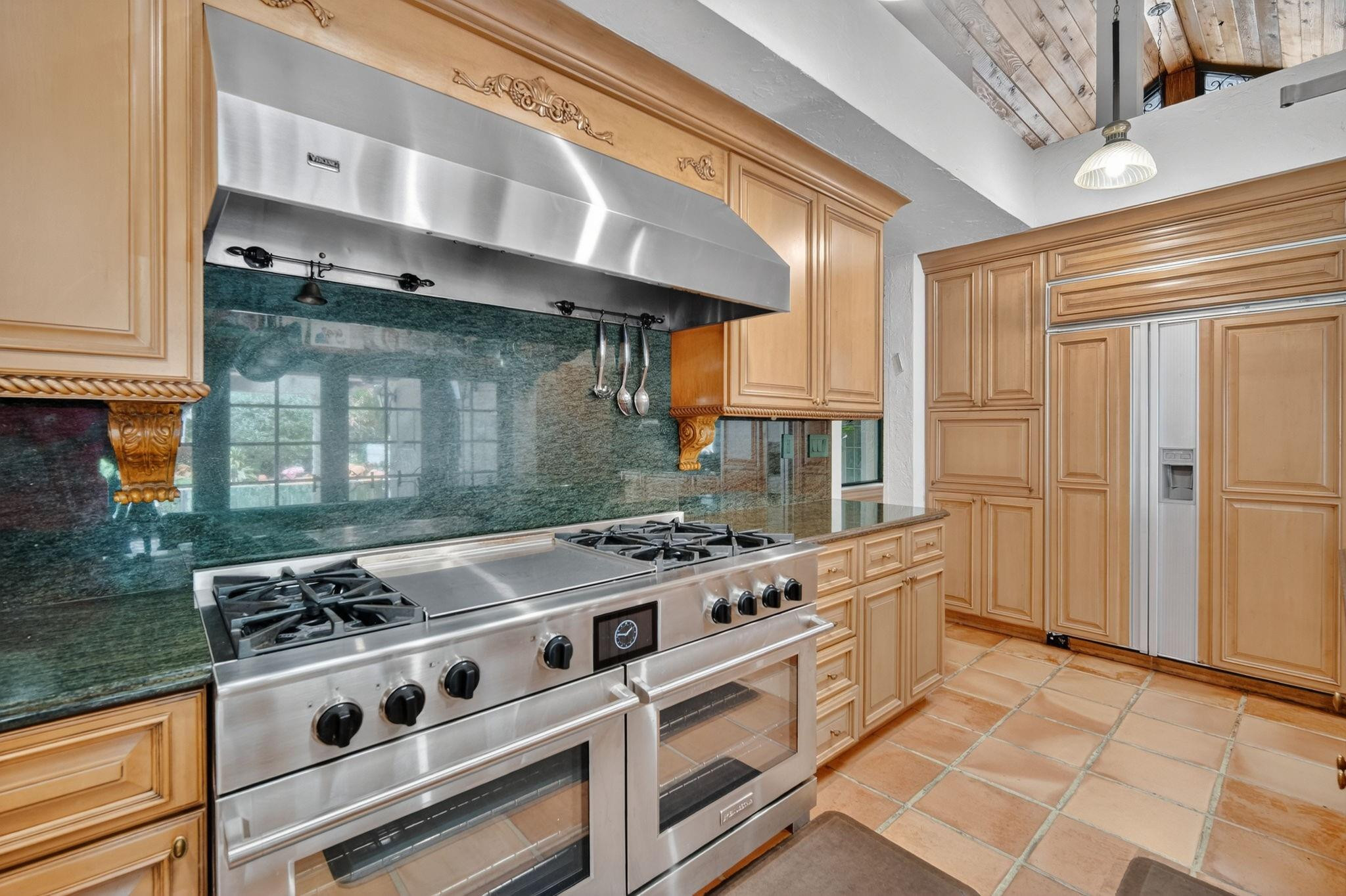 OAK POINT - Residential