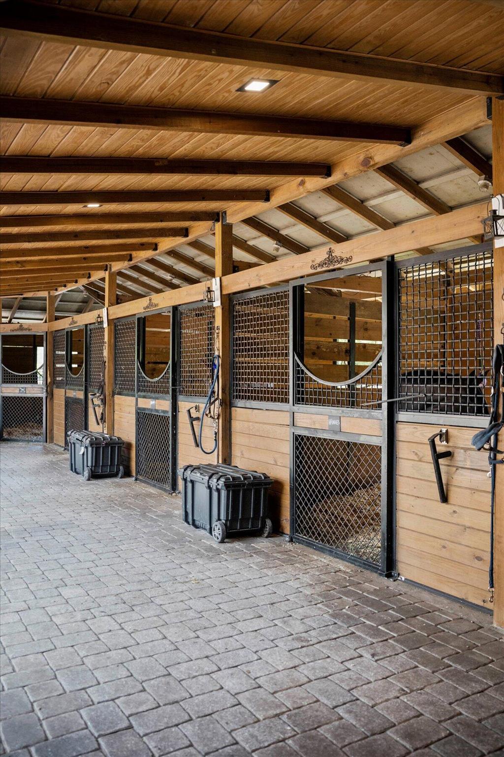 HOMELAND - Residential