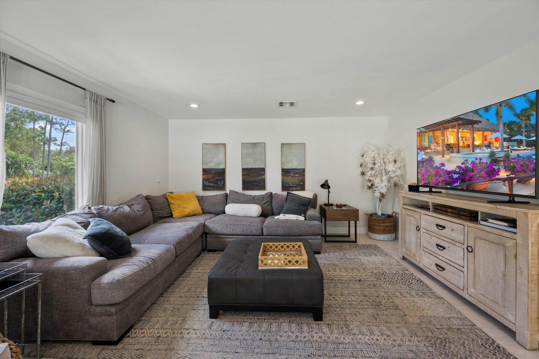 HOMELAND - Residential