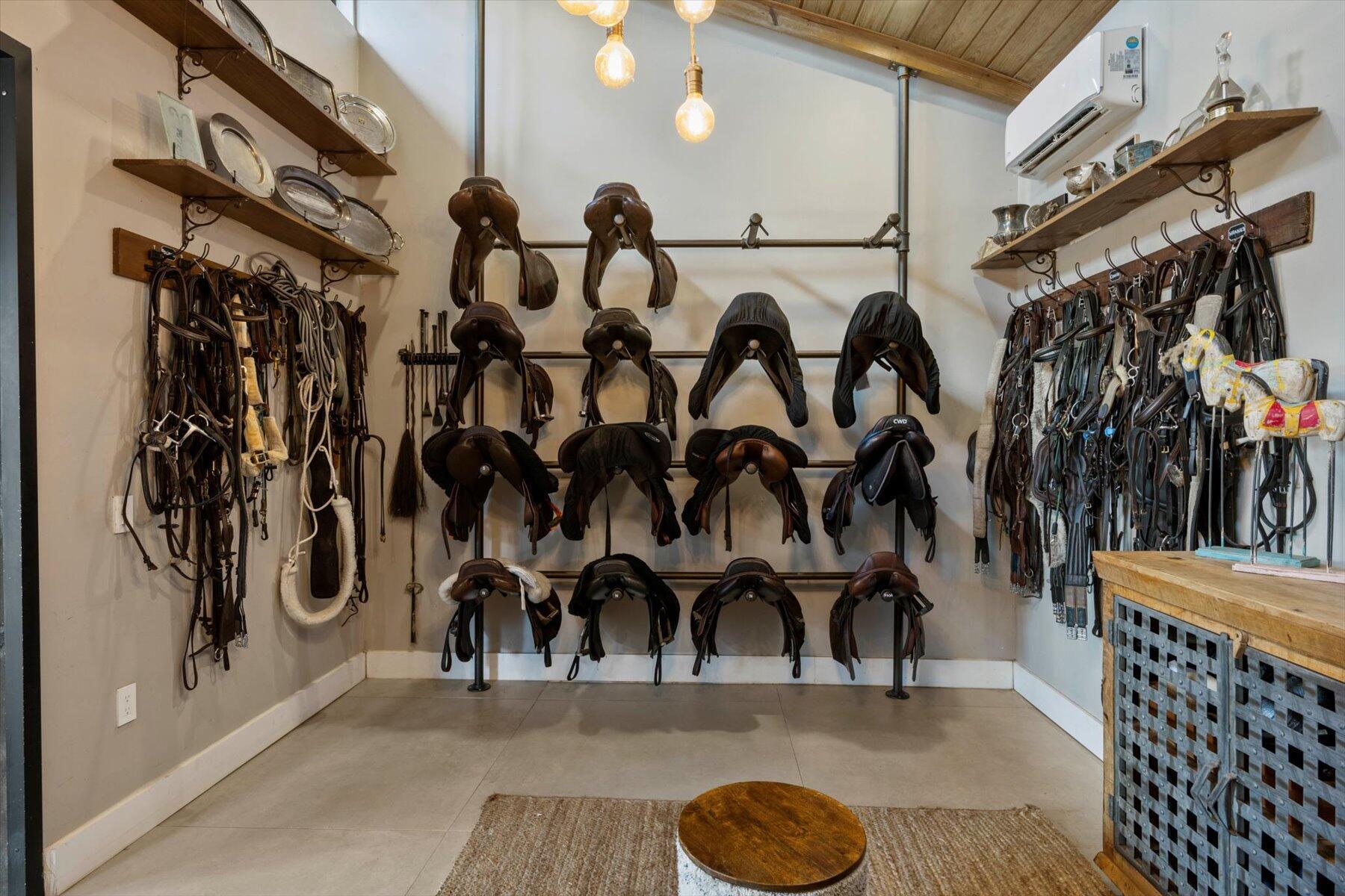 HOMELAND - Residential