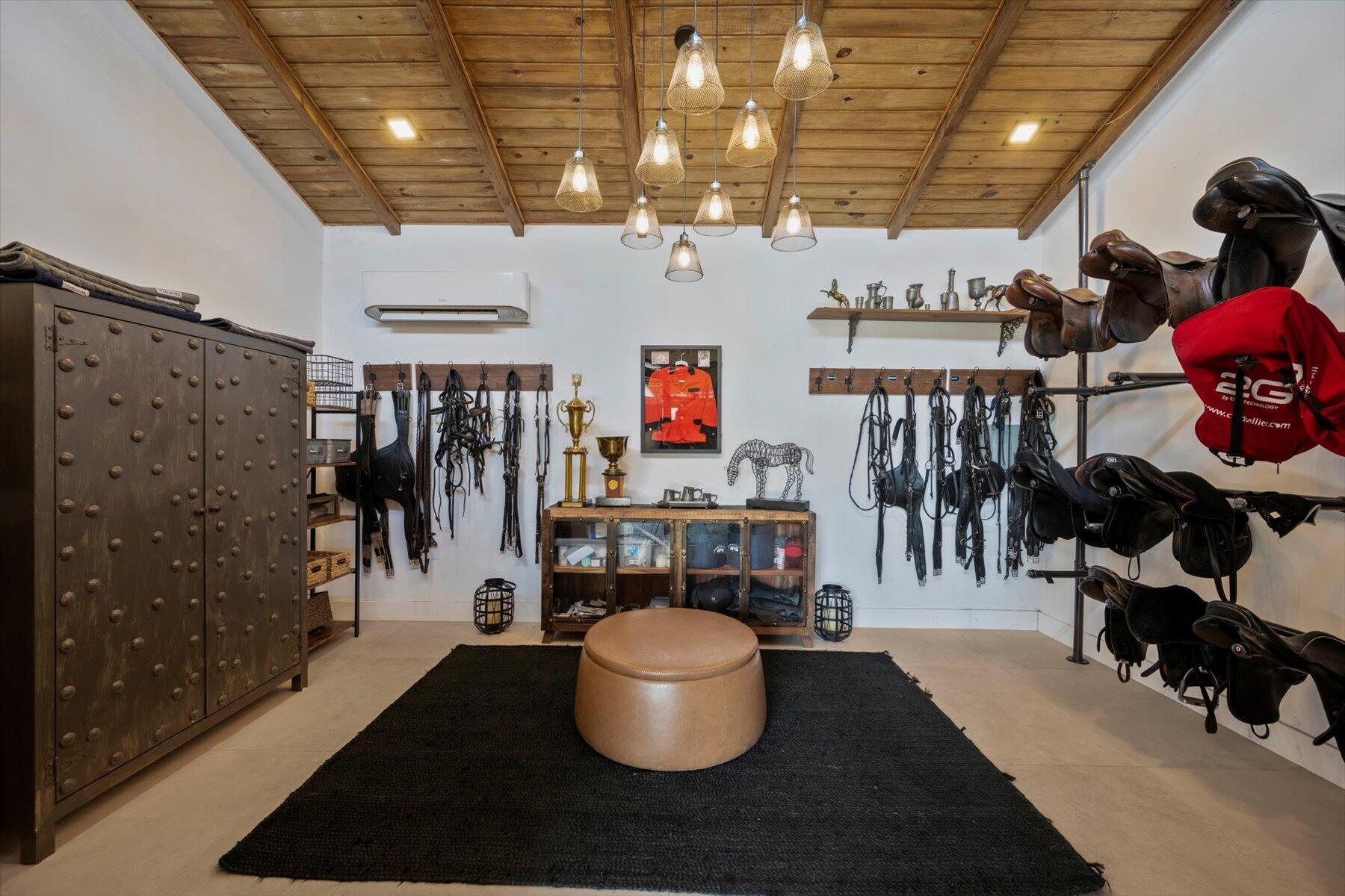 HOMELAND - Residential