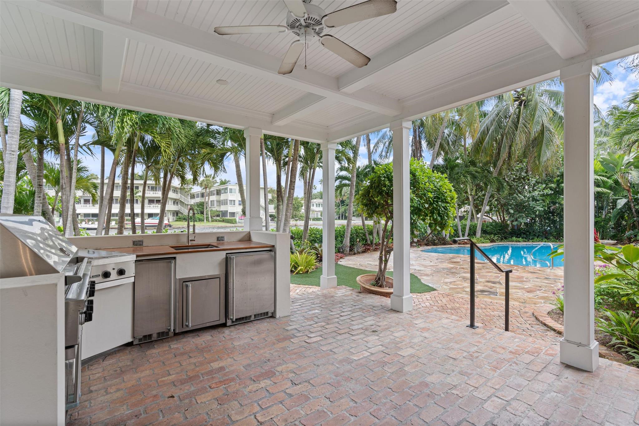 Rio Vista C J Hectors Res - Residential Lease