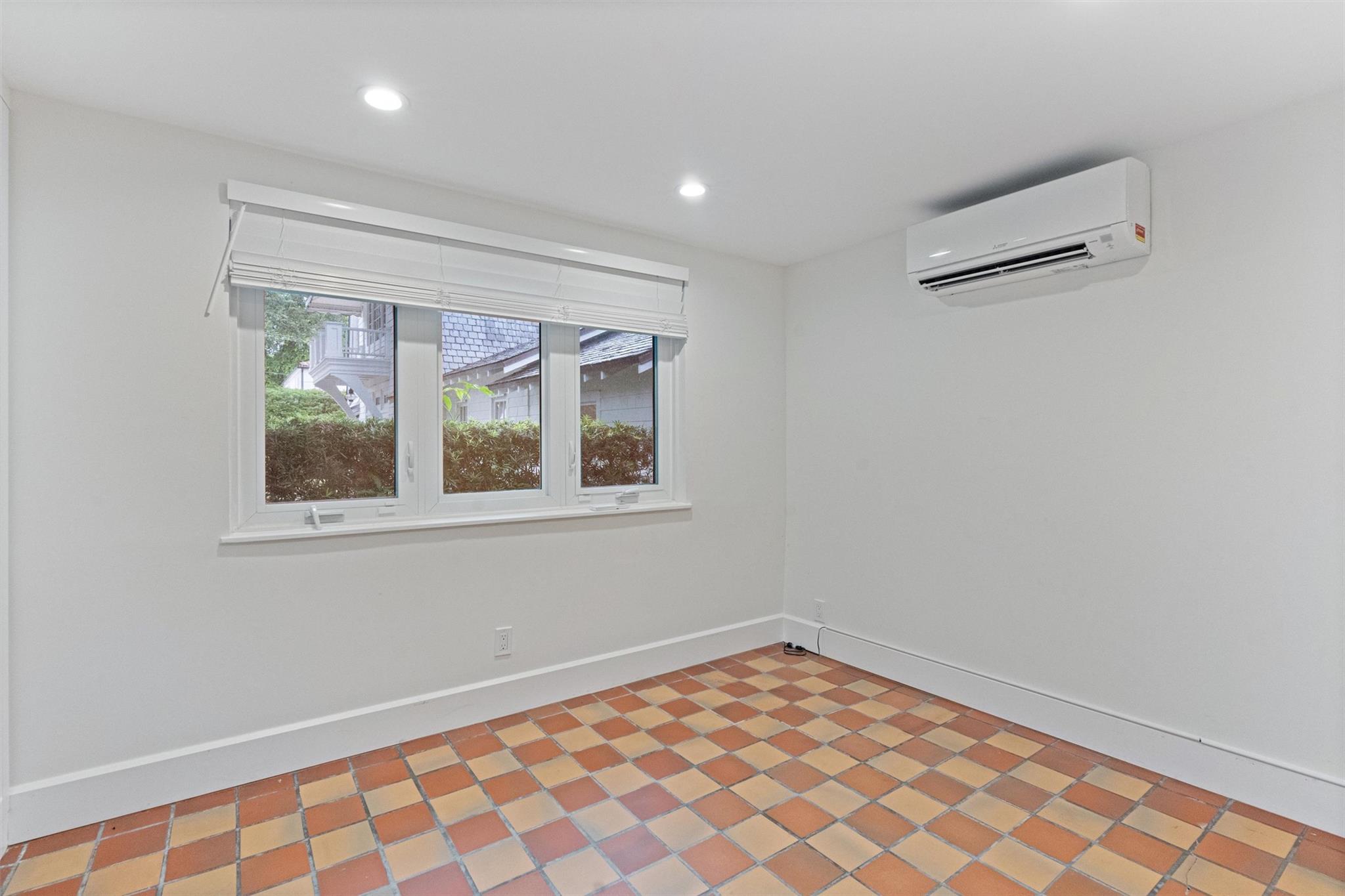 Rio Vista C J Hectors Res - Residential Lease