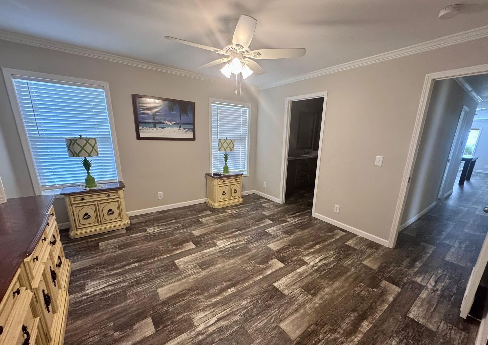 SANDHILL SHORES - Residential