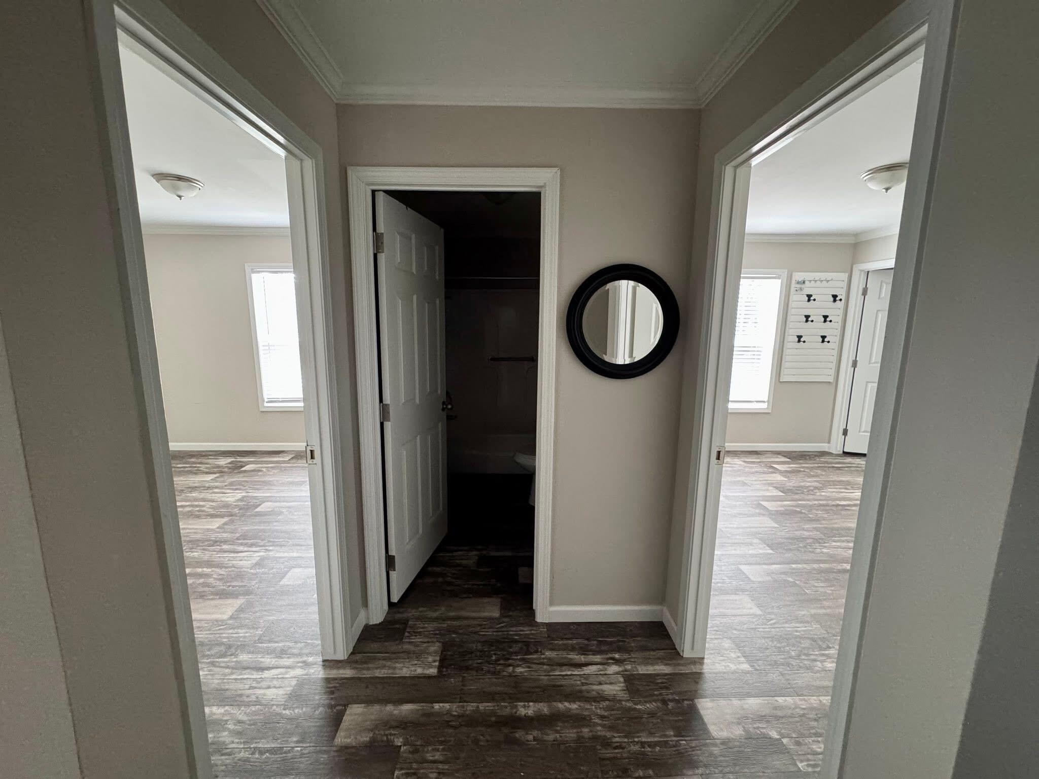 SANDHILL SHORES - Residential