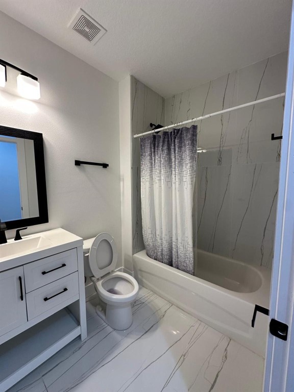 LAS PALMAS - Residential Lease