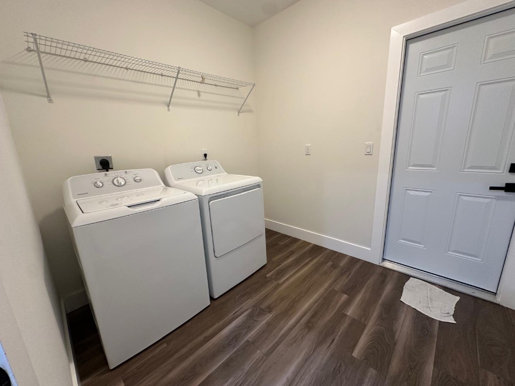 LAS PALMAS - Residential Lease