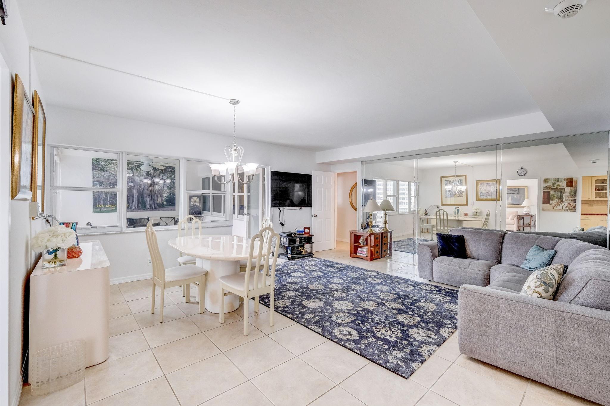 CORAL RIDGE TOWERS EAST - Residential