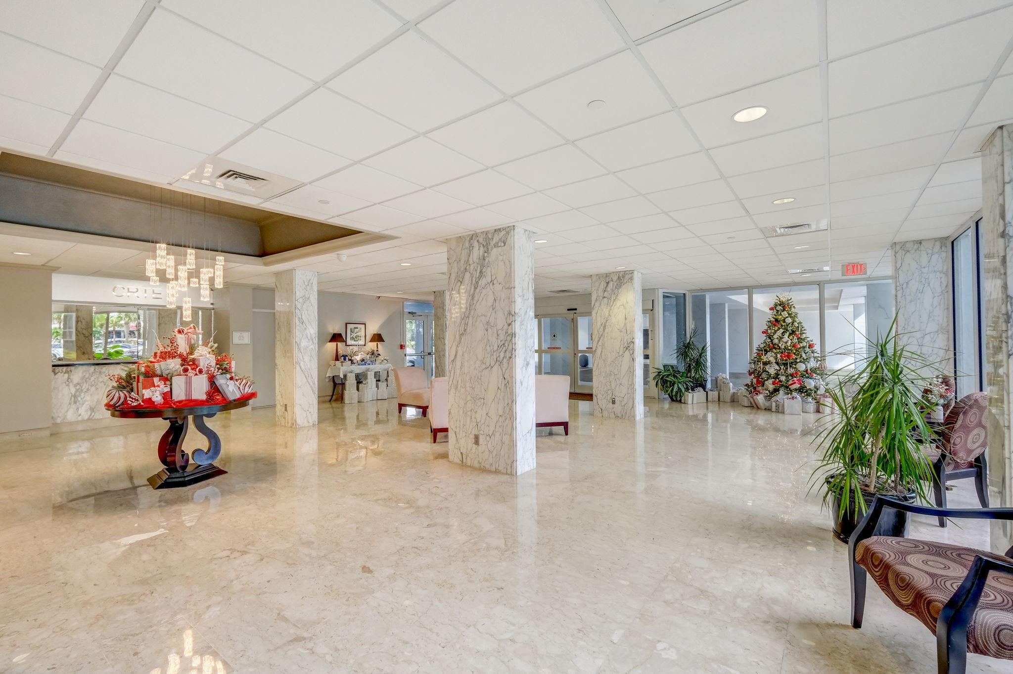 CORAL RIDGE TOWERS EAST - Residential