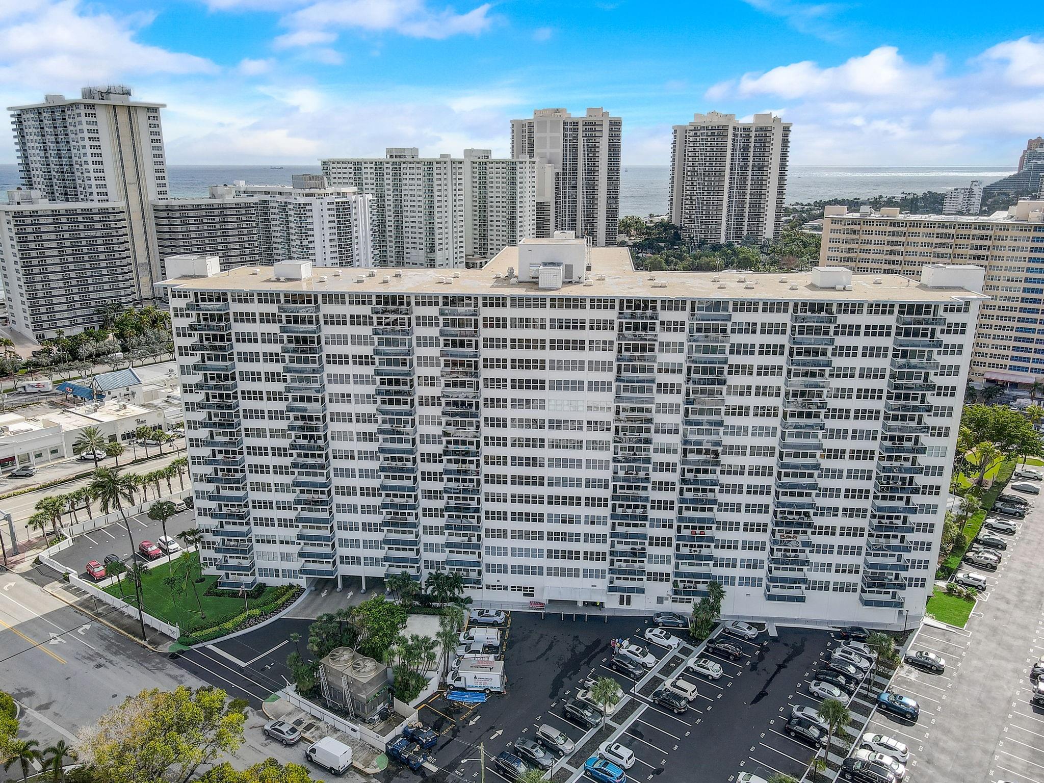 CORAL RIDGE TOWERS EAST - Residential