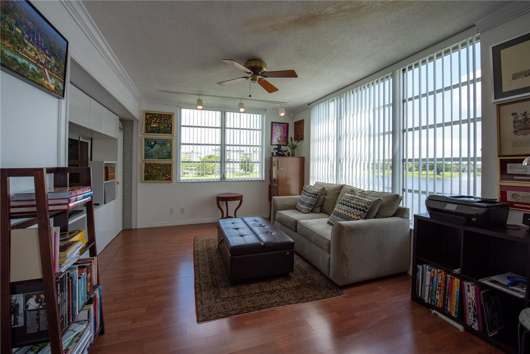 Palm Aire Country Club - Residential
