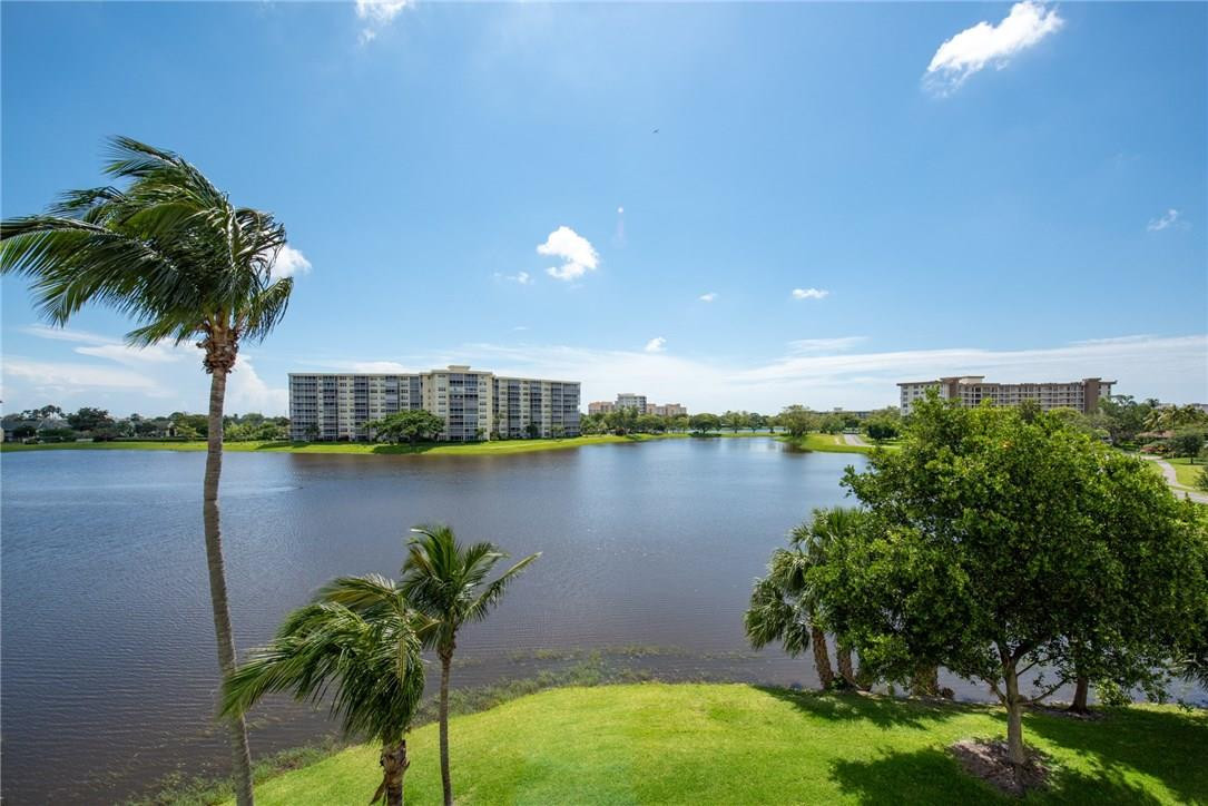 Palm Aire Country Club - Residential