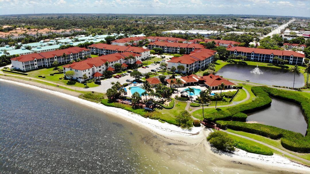 HALF MOON BAY CONDO - Residential Lease