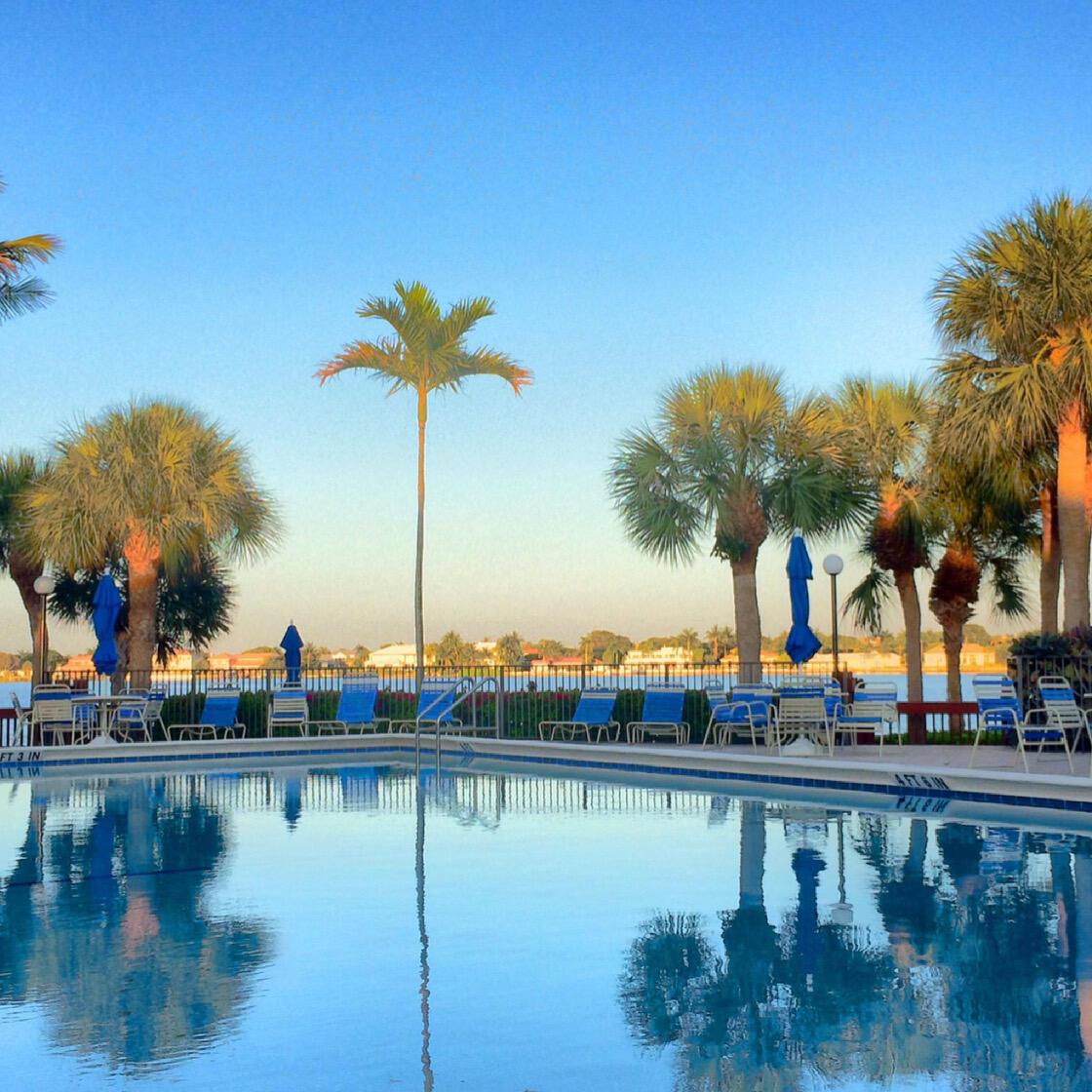 HALF MOON BAY CONDO - Residential Lease