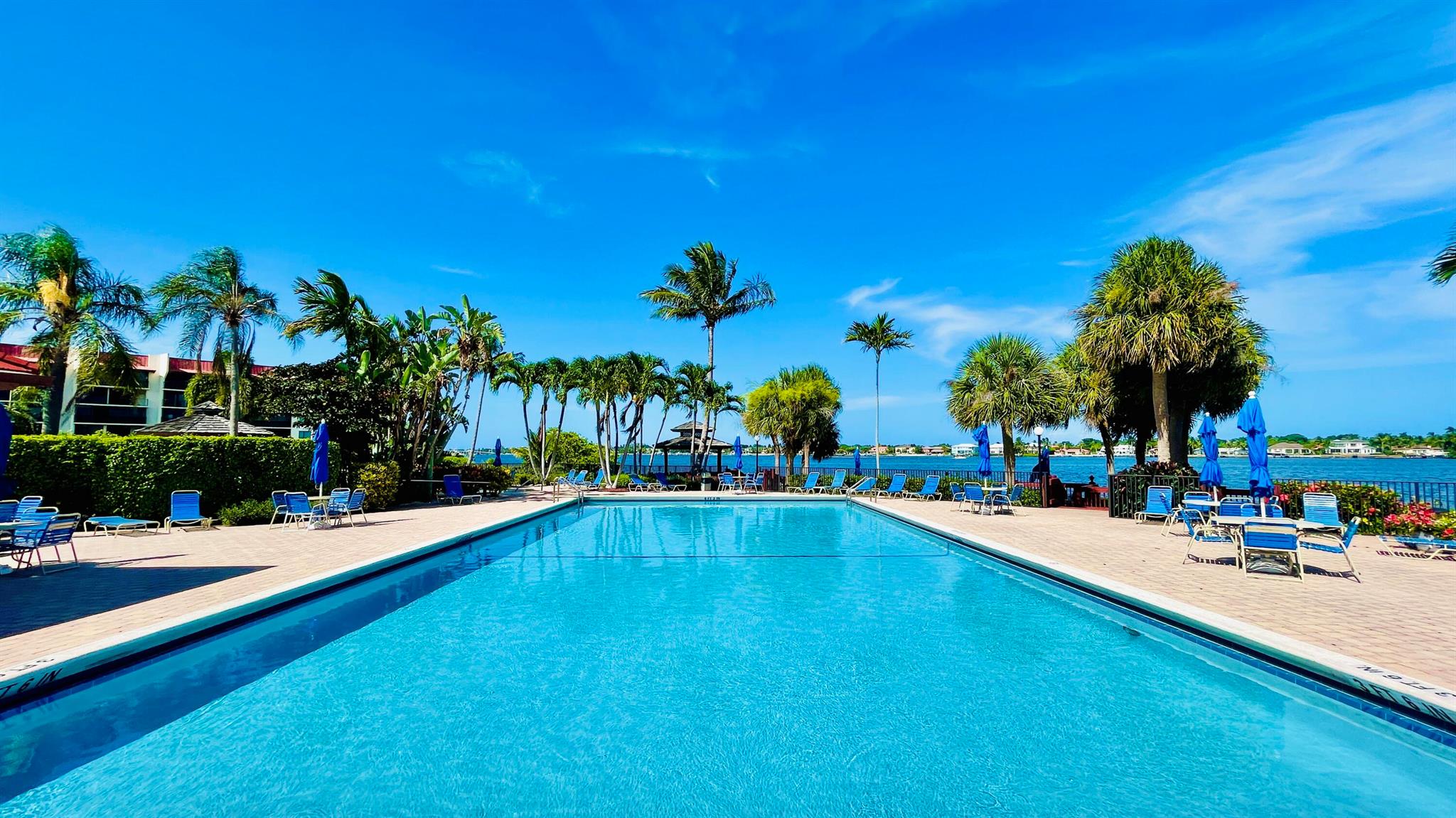 HALF MOON BAY CONDO - Residential Lease